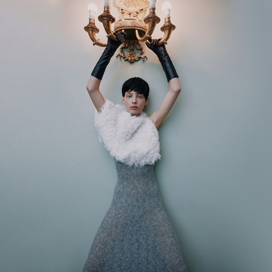 Силуэт, который останавливает время: история «песочных часов»