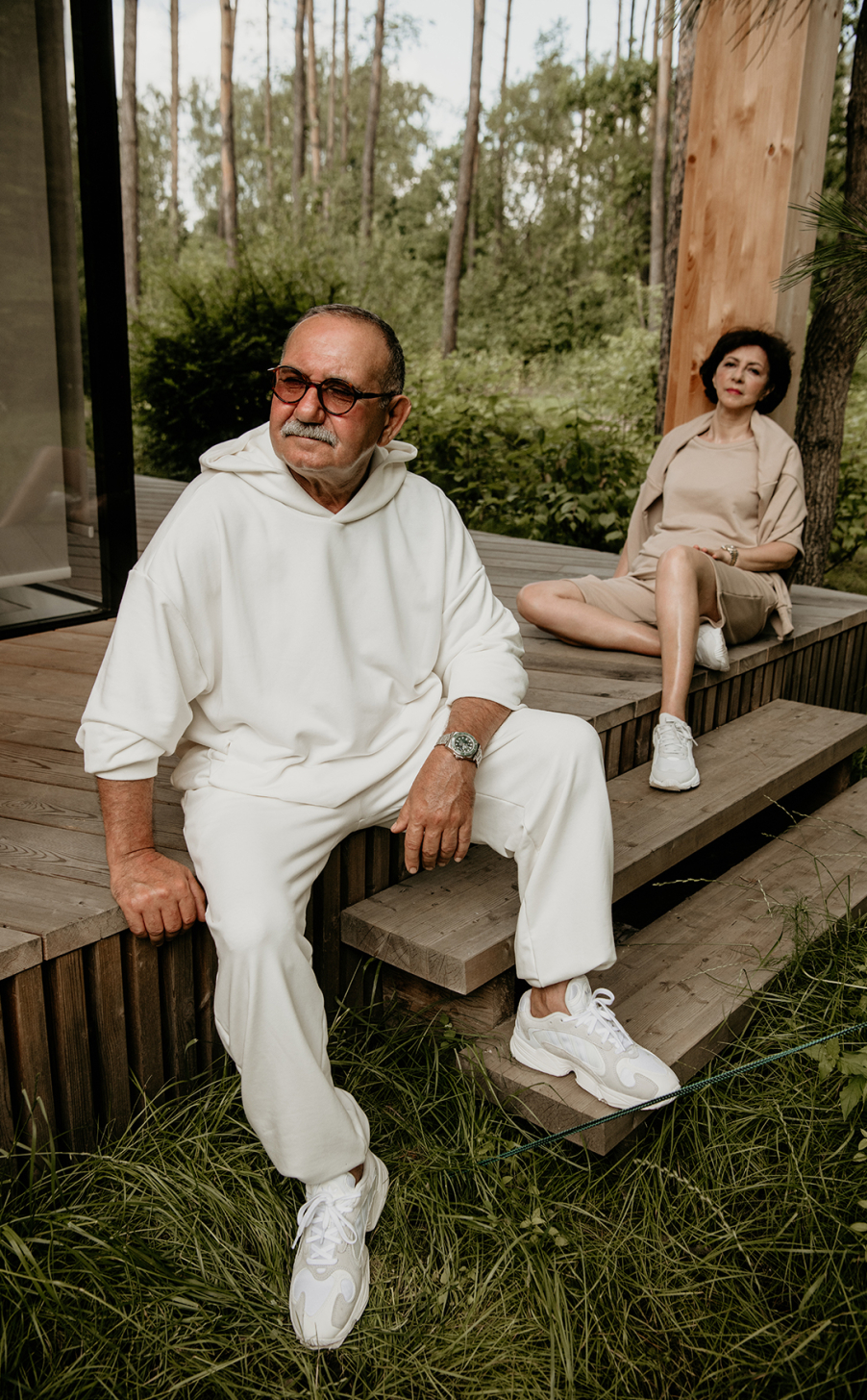 LOOK 8