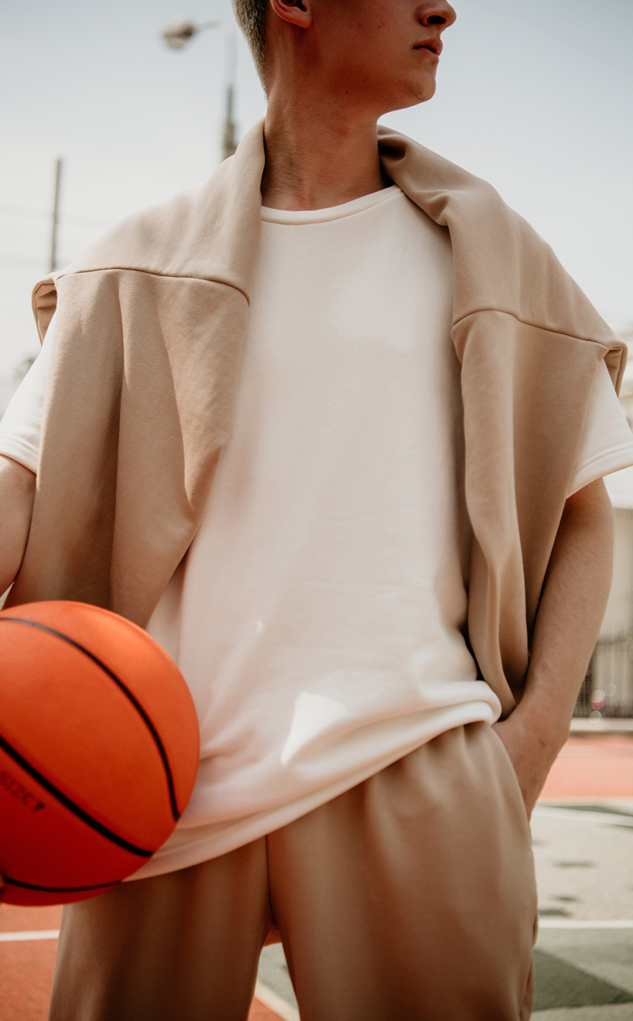 LOOK 23