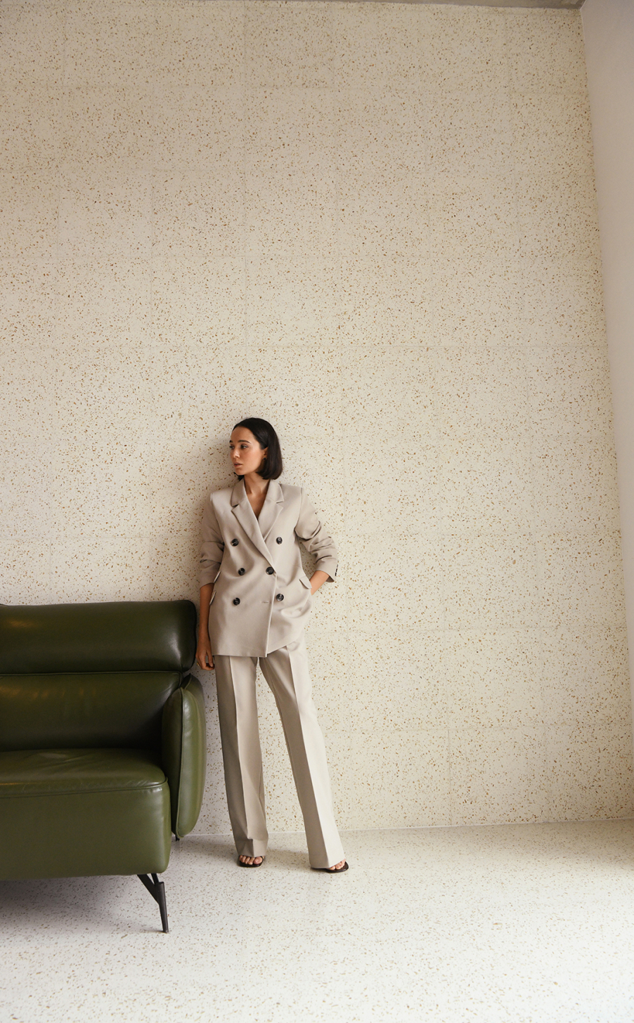 LOOK 8