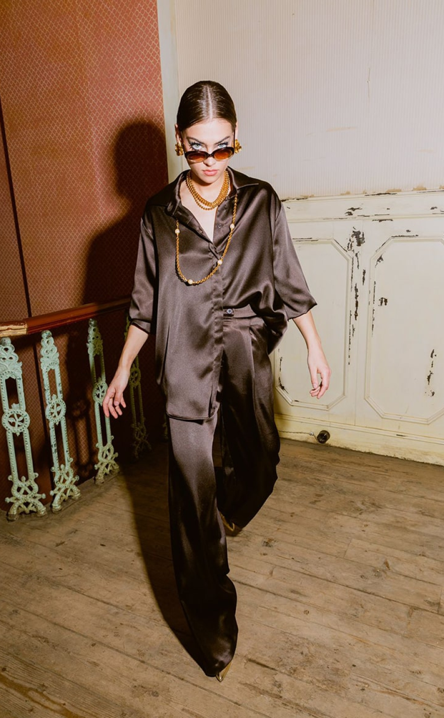 Look18