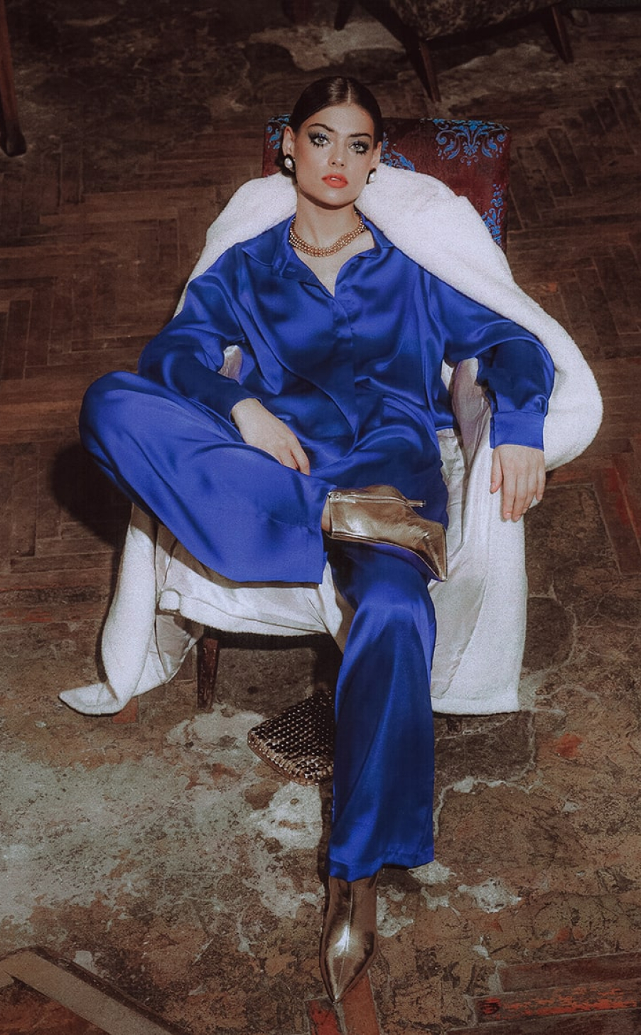 Look25