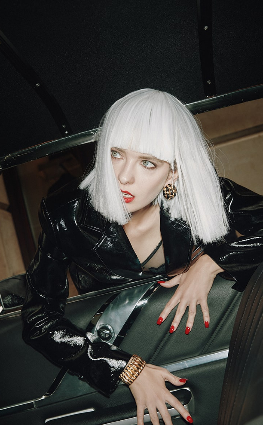 LOOK-8