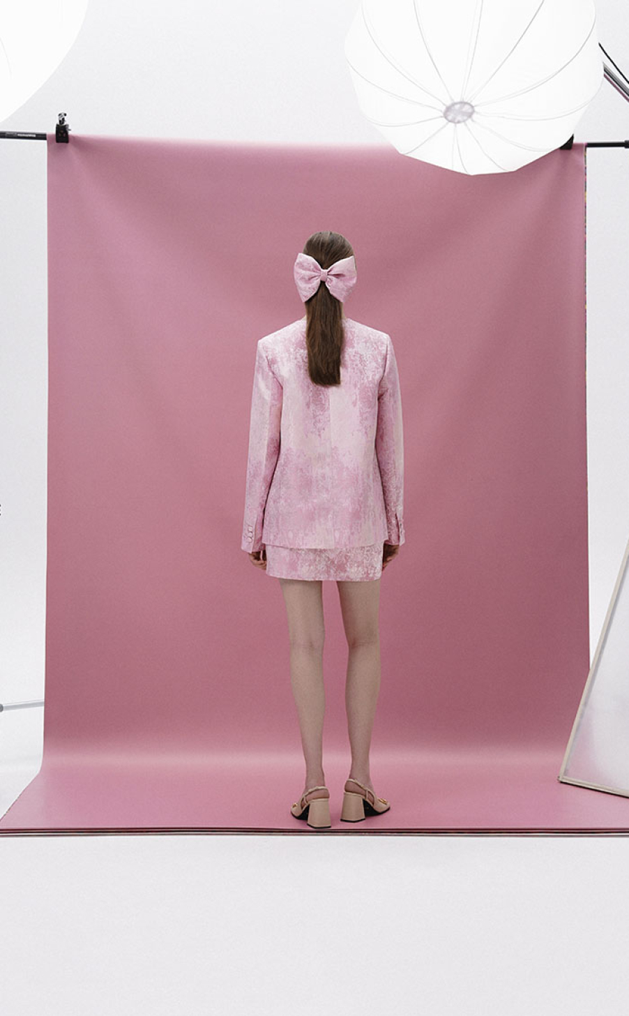 Look 16