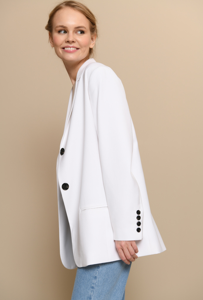 WJJ1R0000193_2_white.JPG