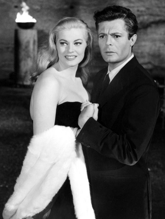 85d62764762342dfafe1205109ab3d32--marcello-mastroianni-anita-ekberg.jpg