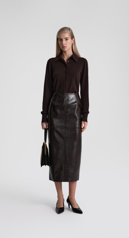 Юбка из лакированной кожи
