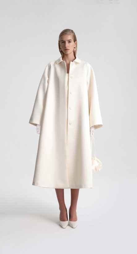 Плащ из сатина